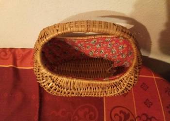 Koszyk z chustą. PRL