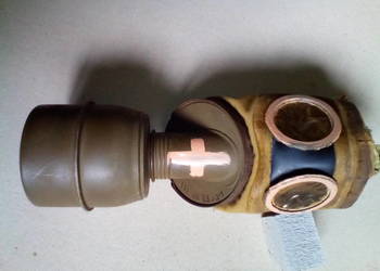 Maska przeciwgazowa 1938 / 1939 z puszką - oryginał