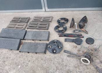 Fiat 126p dużo czesci maska drzwi wloty lusterka