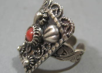 Orientalny Pierscionek Srebrny