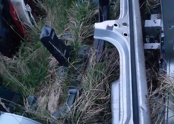 Opel Zafira B  prawy próg element cięty