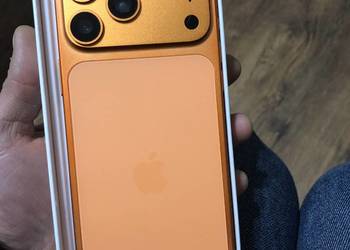 iPhone 17 pro max 2tb cosmic orange
