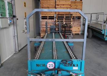 Przyczepa samo rozładowcza do sadu.