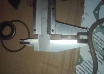 Uszczelniacz Husqvarna 444 242 - 12x20x5 Uszczelniacz Husqvarna 444 242 - 12x20x5