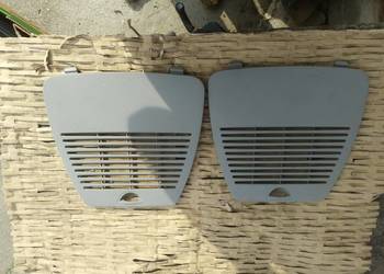 Renault Modus osłonka plastik zaślepka bagażnika 8200263135