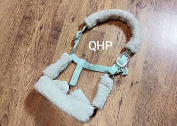 Kantar dla konia QHP Alaska z miękkim futerkiem miętowy PONY