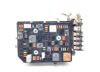 SKRZYNKA BEZPIECZNIKÓW OPEL ASTRA K 15514069 Kombi 1.6 136KM MODUŁ