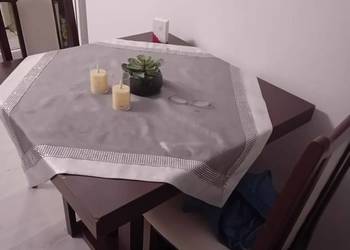 Stół plus dwa krzesła polecam