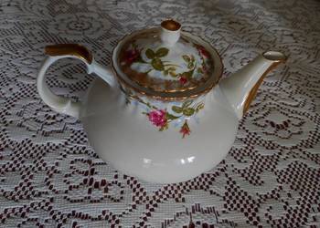 Czajnik imbryk 1,6 l Iwona Złota Róża porcelanowy Chodzież Ćmielów