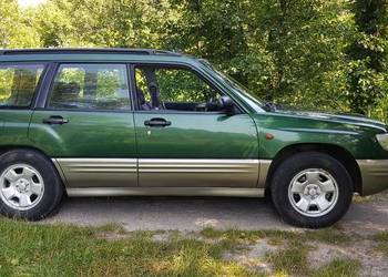 Subaru forester roleta bagażnika