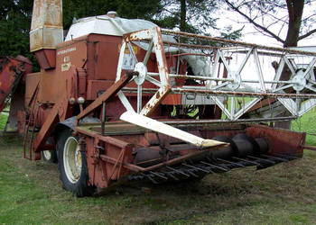 Sprzedam Kombajn zbożowy International 431