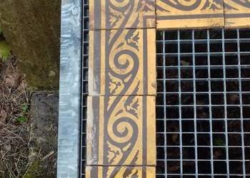 Stare 120 lat plytki podlogowe ceramiczne  17x17 cm 24+1 plytka narozna