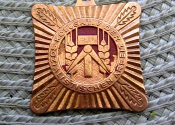 Medal DDR - Nauka pracy i życia