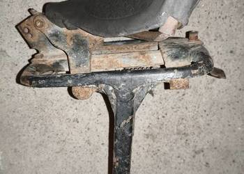 Siedzenie na dwie sprężyny oraz bagażnik M72