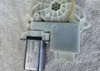 Silnik podnoszenia szyby BMW G20 G21 8495865
