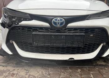 Toyota Corolla combi hybryda uszkodzona