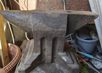 Kowadło Stare Solidne