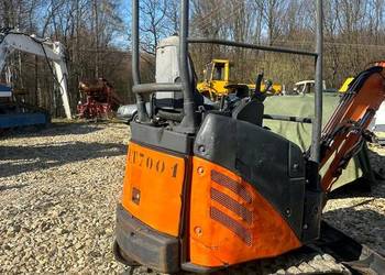 Minikoparka HITACHI ZAXIS ZX17U ZX17U-2 YLR 1,8 Ton Rozsuwane Gąsienice