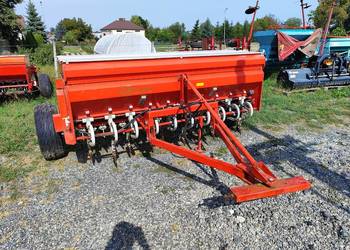 Siewnik zbożowy z rozsiewaczem nawozu Tume HKL 250 B 2,5m