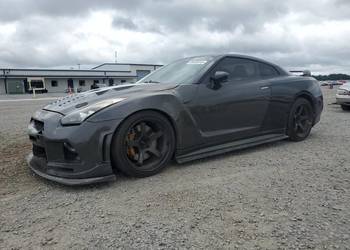2009 NISSAN GT-R BASE
