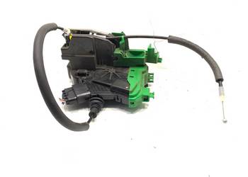 ZAMEK DRZWI PRAWY PRZÓD KIA CARENS IV SUV 81320-A4010