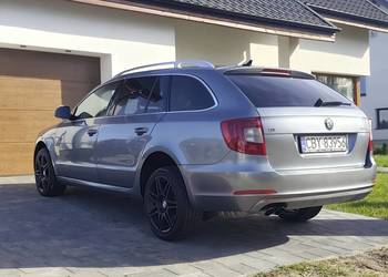 Superb DSG klima Łopatki