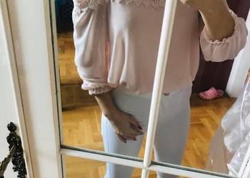 Bluzka cold shoulder koronka siateczka pudrowy róż rozm uniw