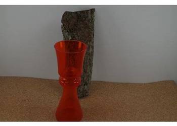 Czerwono-pomarańczowy szklany wazon vintage – szkło artystyczne PRL