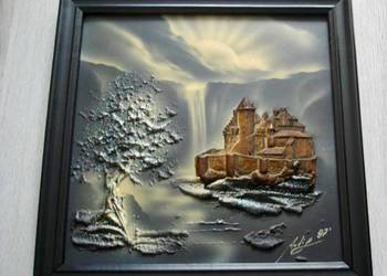 Czarno szary obraz na ścianę 35/35 cm w czarnej ramce.