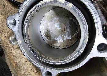 CBR 125 jc34 cylinder tłok tuleja cbr125 jc 34 pierścienie sworzeń