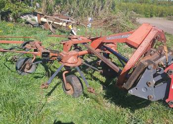 sprzedam przewracarkę do trawy