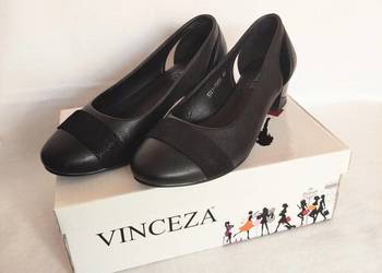 Eleganckie miękkie czarne czółenka skórzane 40