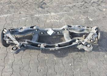 BELKA / SANKI TYŁ MERCEDES C W205 4MATIC 34314112