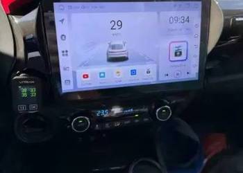 Radio Android 13 Toyota Hilux 15-23y gps wifi bluetooth