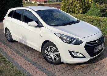 Samochód Hyundai i30 1.6 bardzo ekonomiczny, doinwestowany, zadbany
