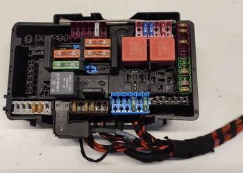 MERCEDES GLC W253 X253 SKRZYNKA BEZPIECZNIKÓW A0009822923 KTL