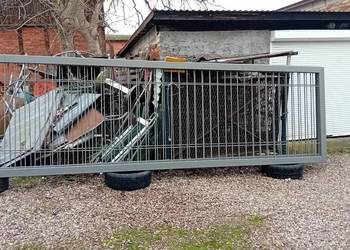 Sprzedam bramę 5 m długa 1,60 wysoka