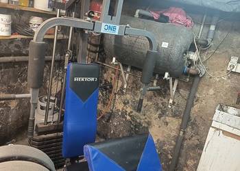 Sprzedam siłownie  atlas + ławeczke + sztangę z ciężarkami