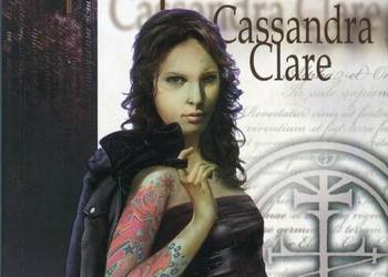 MIASTO POPIOŁÓW - CASSANDRA CLARE