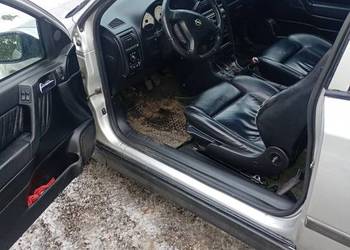 Sprzedam Astrę 1.8 b+g. Wersja Sport.