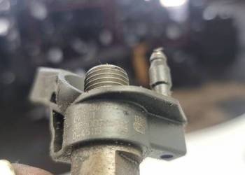 WTRYSKIWACZ VOLKSWAGEN CRAFTER 076130277