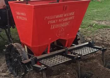 Sadzarka do ziemniaków Akpil