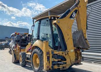 Koparko ladowarka Caterpillar 422F