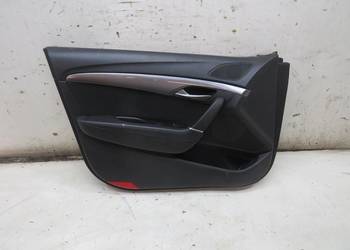 BOCZEK DRZWI LEWY PRZÓD I40 LIFT 823033ZPR1