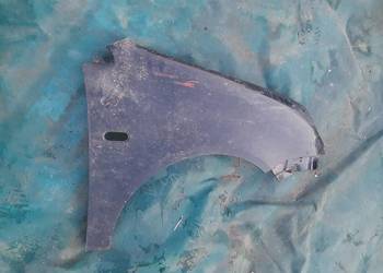 VW Polo Okular 9N Błotnik  prawy PRZEDNI