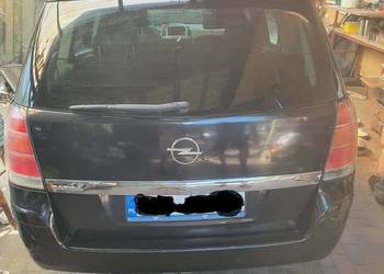 Klapa bagażnika tylna z szybą opel zafira