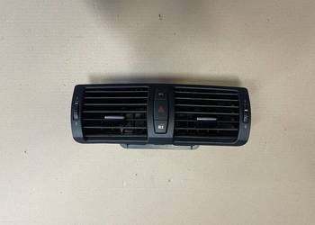 7059189 kratka środkowa konsoli bmw 1 e87 e88