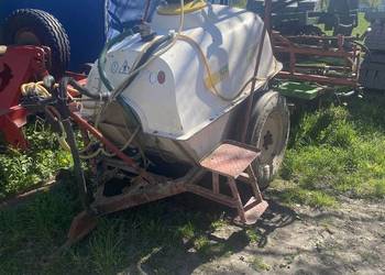 Sprzedam opryskiwacz 1200 litrów  Moskit