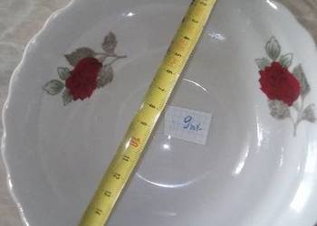 Porcelana mała miseczka.