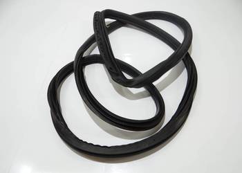 USZCZELKA DRZWI LEWY PRZOD BMW F21 OE